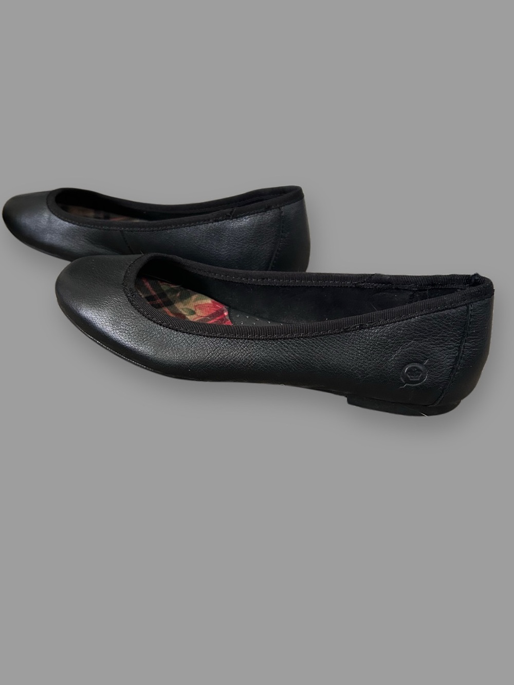 Born Black Women's Slip-On Ballet Flats size 7.5 - Picture 4 of 8